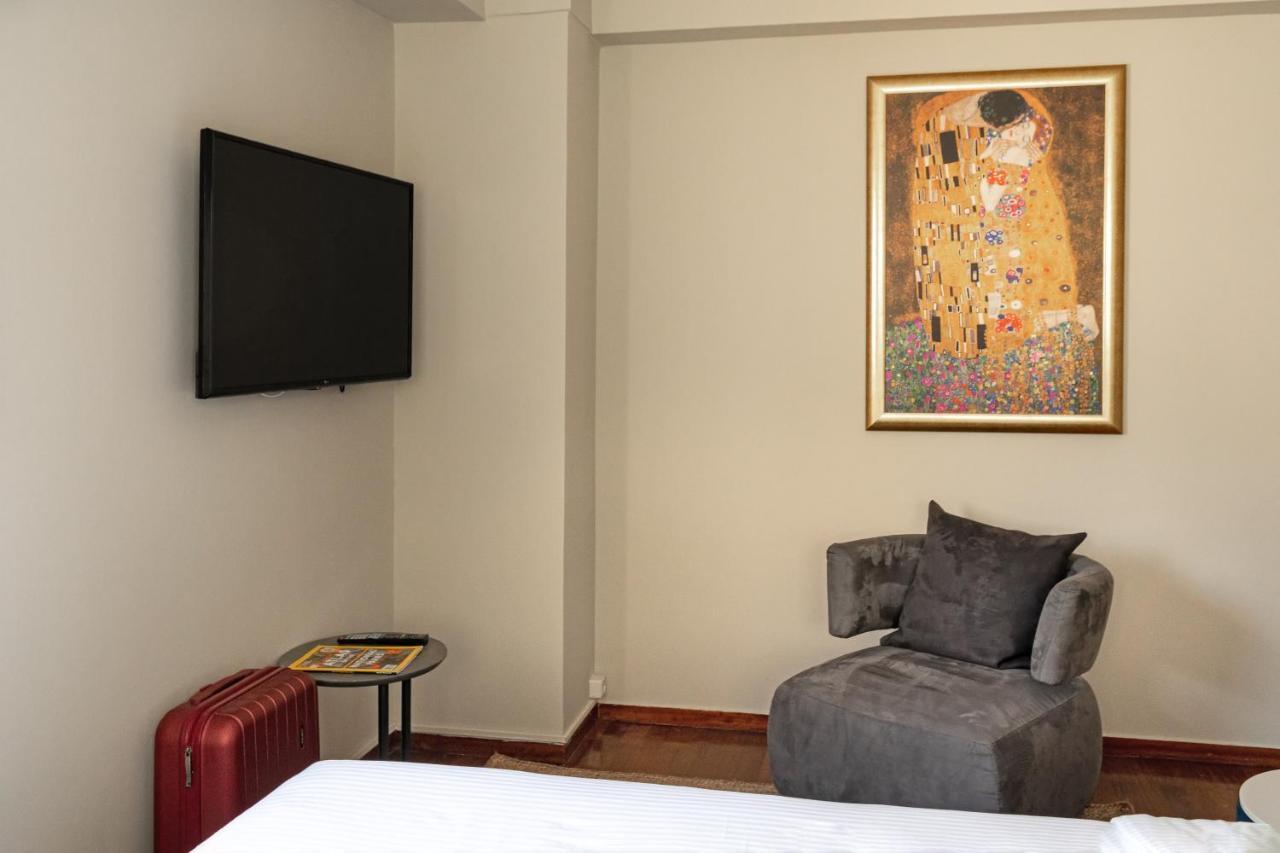 Aeolos Luxury Suites 雅典 外观 照片