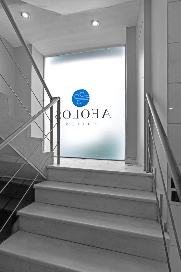 Aeolos Luxury Suites 雅典 外观 照片